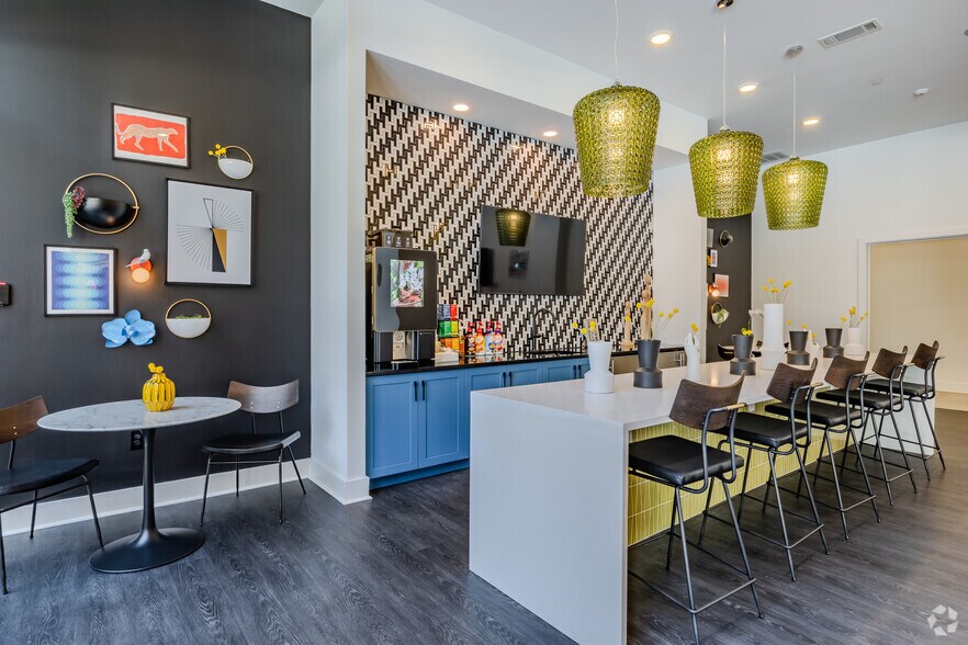 More Photos Of 675 N Highland Ave NE, Atlanta Apartments For Lease