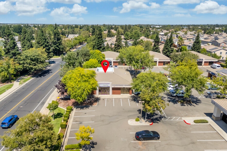 More Photos Of 9571 Laguna Springs Dr, Elk Grove Office For Lease
