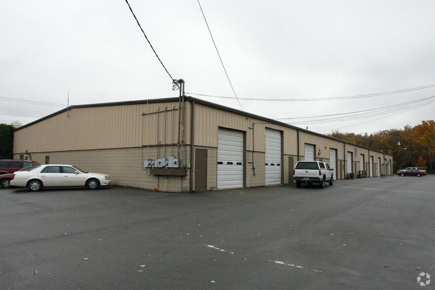 More Photos Of 3640-3656 Central Pike, Hermitage Light Manufacturing For Lease