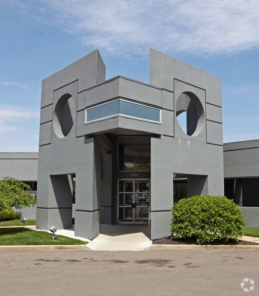 More Photos Of 7211 N Main St, Dayton Medical For Sale