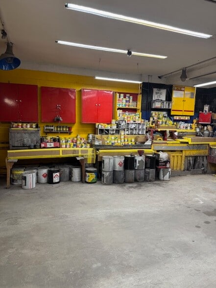 More Photos Of 9540 S Vincennes Ave, Chicago Auto Repair For Sale