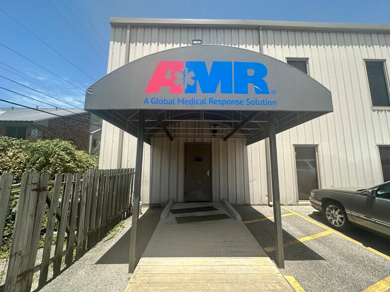 More Photos Of 4300 S Congress Ave, Austin Office For Sale