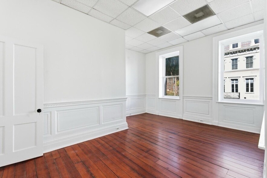 More Photos Of 61 Broad St, Charleston Office Residential For Lease