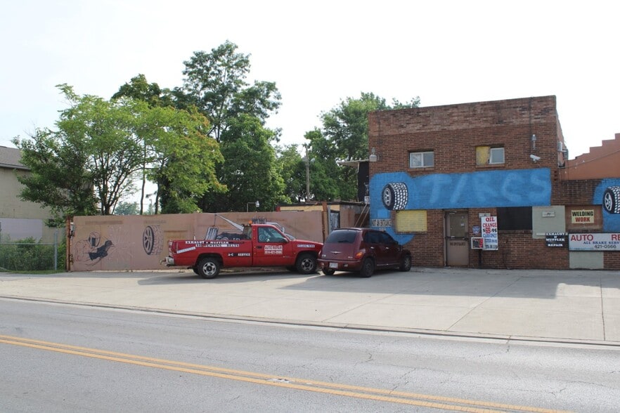 More Photos Of 1394 Joyce Ave, Columbus Flex For Sale