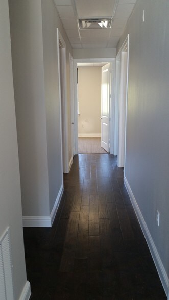 More Photos Of 3900 S Stonebridge Dr, McKinney Medical For Lease