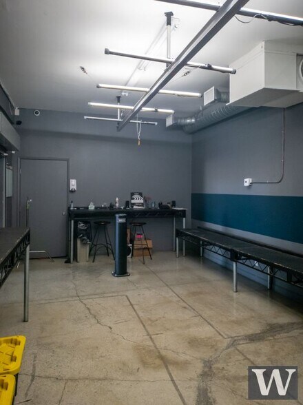 More Photos Of 13428 Beach Ave, Marina Del Rey Warehouse For Lease