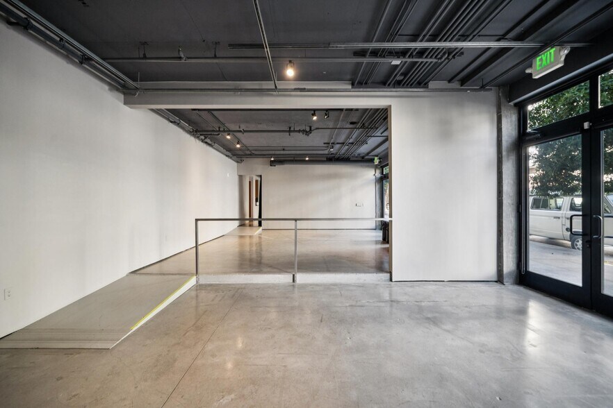 More Photos Of 2405 Folsom St, San Francisco Multifamily For Sale