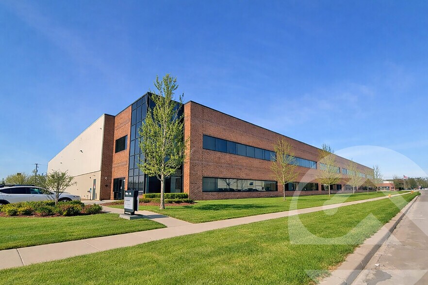 Primary Photo Of 51223 Quadrate Dr, Macomb Township Warehouse For Lease