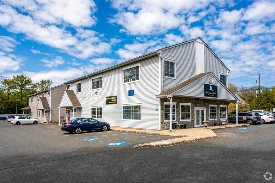 More Photos Of 1626 US Highway 130, North Brunswick Fast Food For Lease