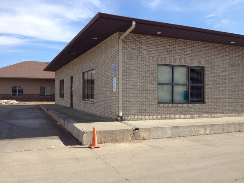 Primary Photo Of 3212 14th Ave S, Fargo Office For Lease