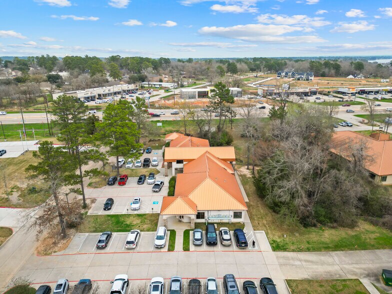 More Photos Of 123 Blue Heron Dr, Montgomery Office For Lease