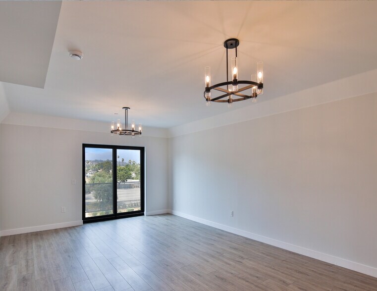 More Photos Of 1300 W Mission Blvd, Pomona Apartments For Sale