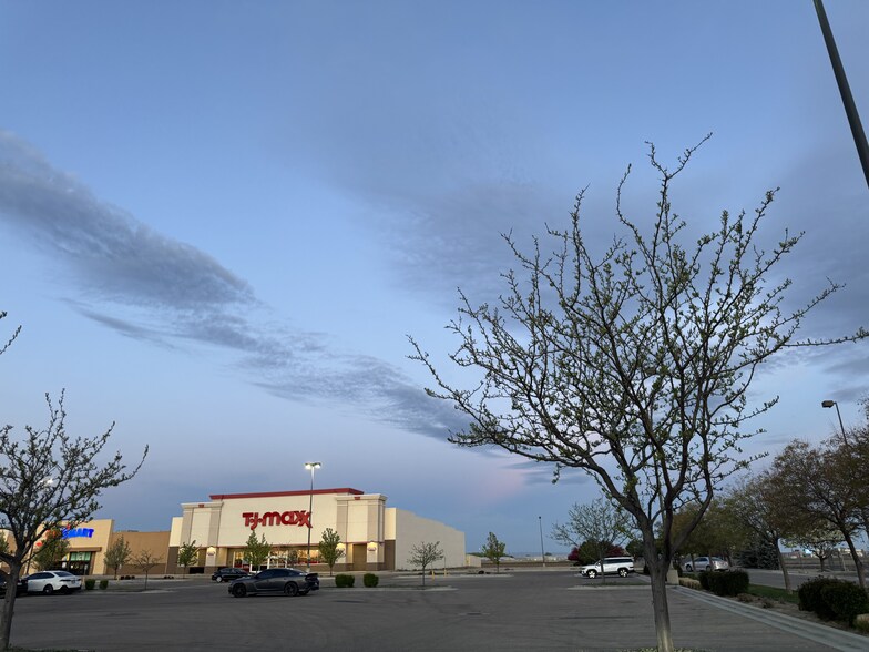More Photos Of TBD Marketplace North Blvd, Nampa Land For Sale