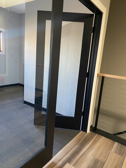 More Photos Of 6201 S 58th St, Lincoln Office For Lease