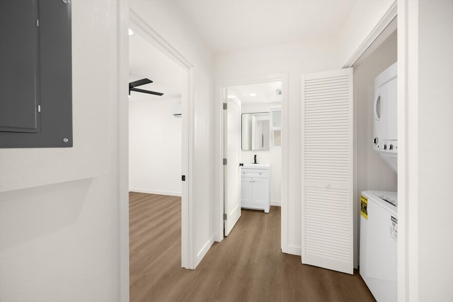 More Photos Of 102 E Avenida San Gabriel, San Clemente Multifamily For Sale