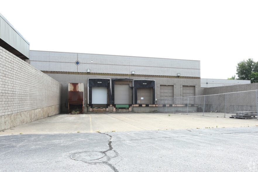 More Photos Of 5000 Frederica St, Owensboro Unknown For Lease