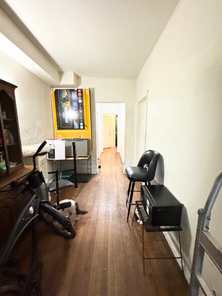 More Photos Of 6129 S Eberhart Ave, Chicago Apartments For Sale