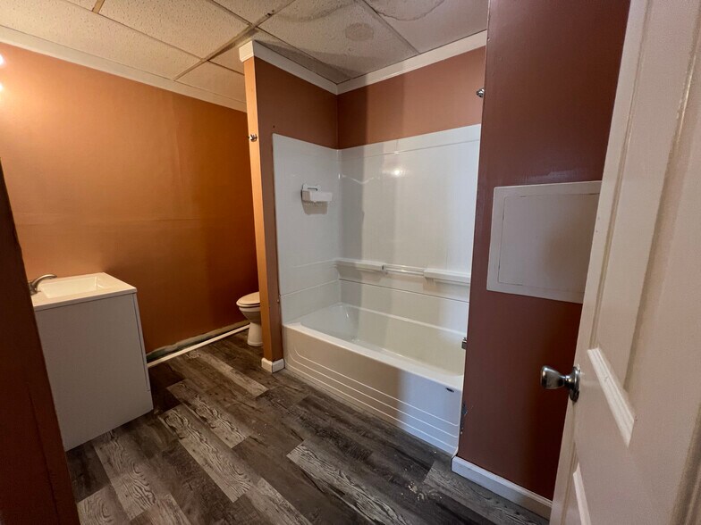More Photos Of 451 Market St, Elmira Apartments For Sale
