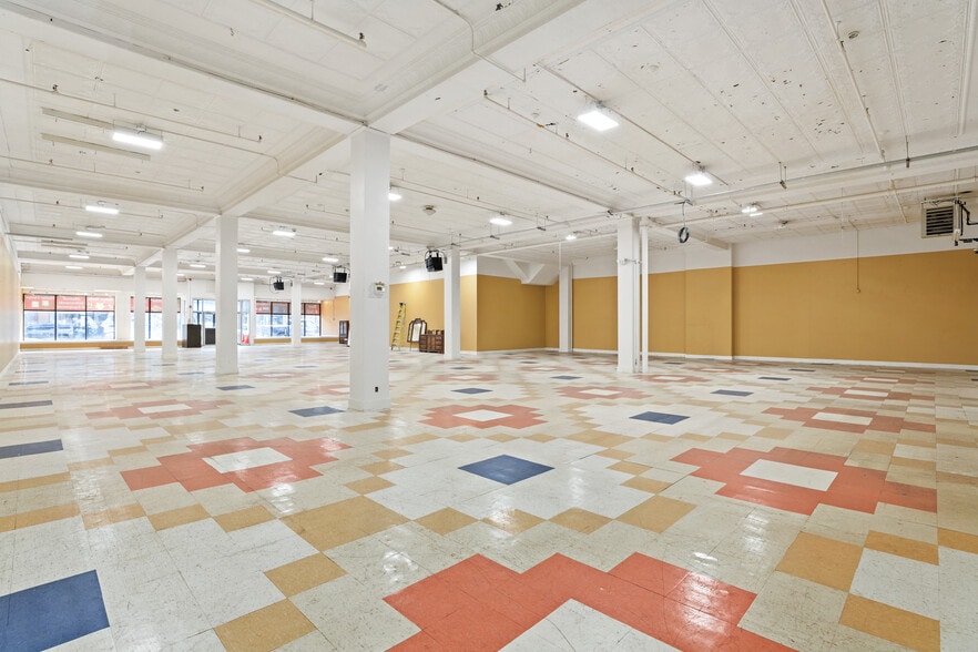 More Photos Of 251-255 S Main St, Fall River Office For Lease