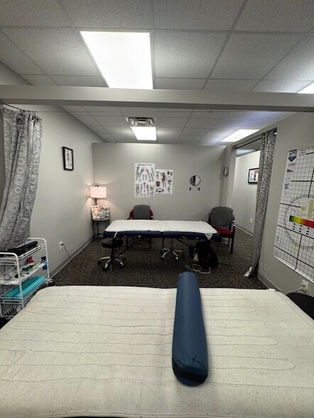 More Photos Of 7341 Office Park Pl, Melbourne Office Residential For Lease