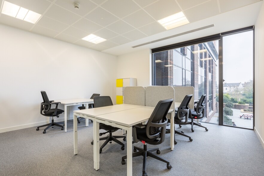 More Photos Of 1335 Canton Rd, Marietta Coworking Space