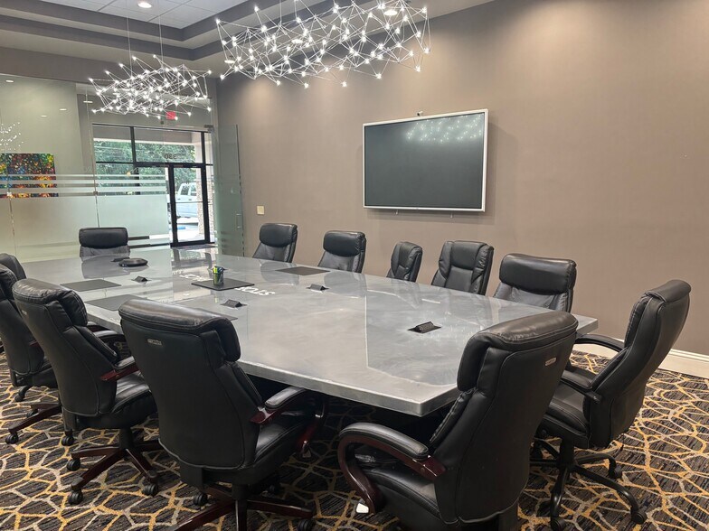 More Photos Of 330 E Crown Point Rd, Winter Garden Office For Sale