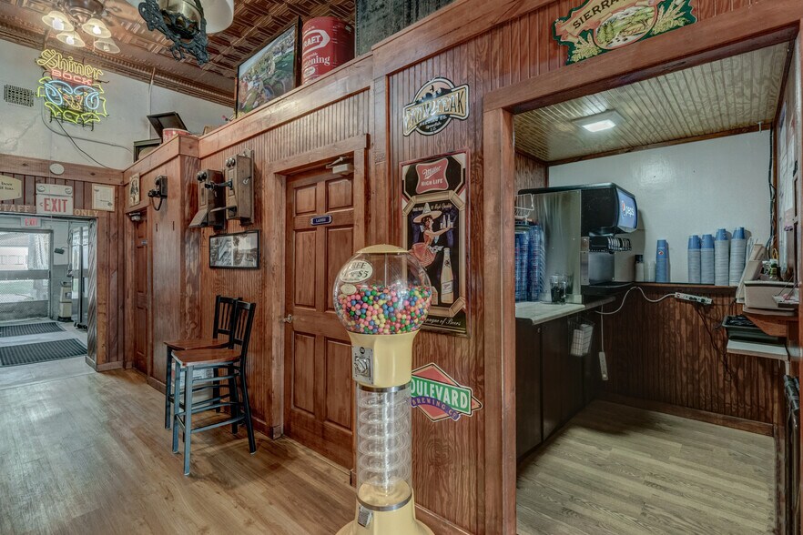 More Photos Of 245 Main St, Hill City Restaurant For Sale