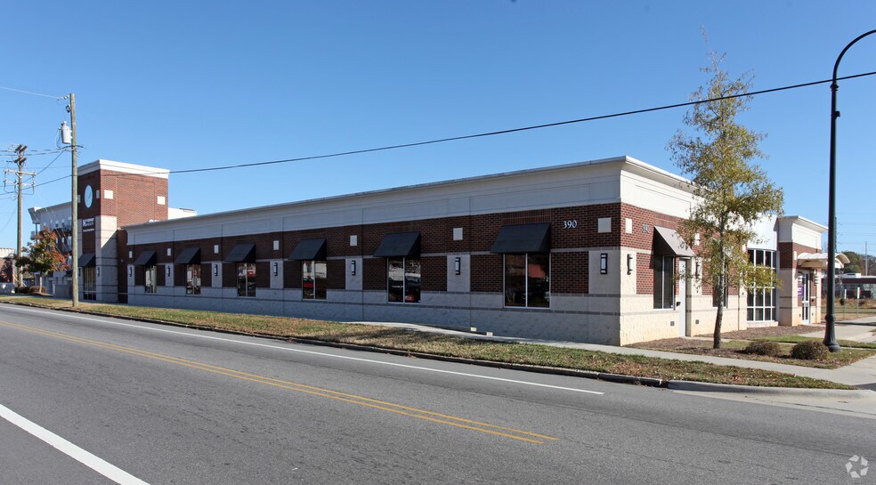 More Photos Of 390 W Salem Ave, Winston-Salem Medical For Sale