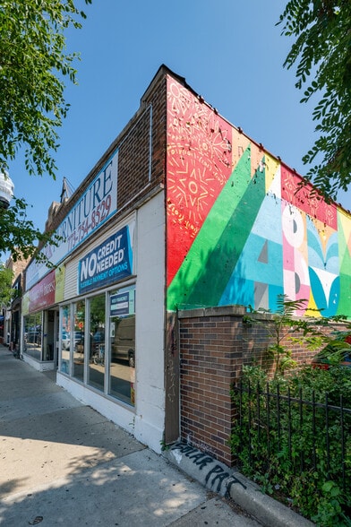 More Photos Of 7015 N Clark St, Chicago Land For Sale