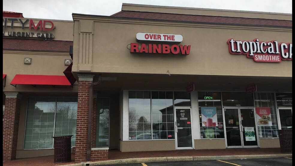 Primary Photo Of 320-358 Jericho Tpke, Syosset Storefront For Lease