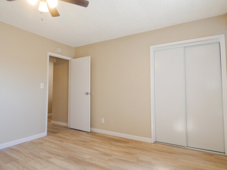 More Photos Of 5220 Pacific Ave, Long Beach Multifamily For Sale