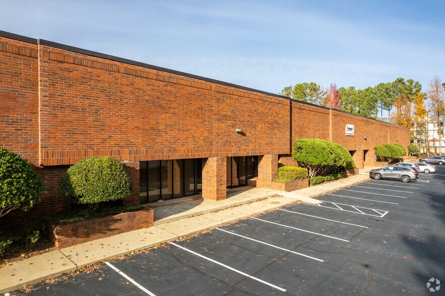 Primary Photo Of 5425 Peachtree Industrial Blvd, Peachtree Corners Distribution For Lease
