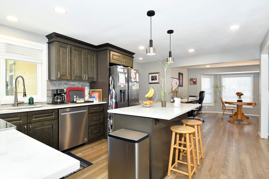 More Photos Of 2091 Spruce Ave, Woodland Assisted Living For Sale