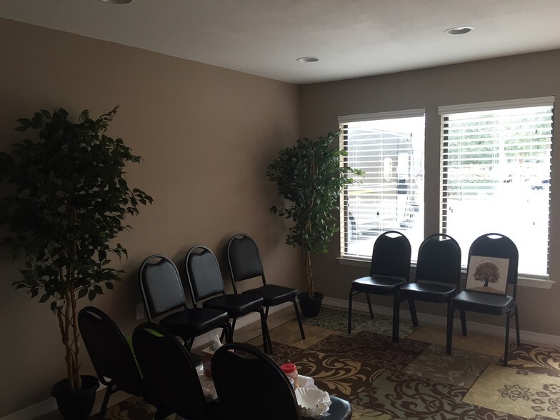 More Photos Of 1013 Marwalt Dr, Fort Walton Beach Medical For Sale
