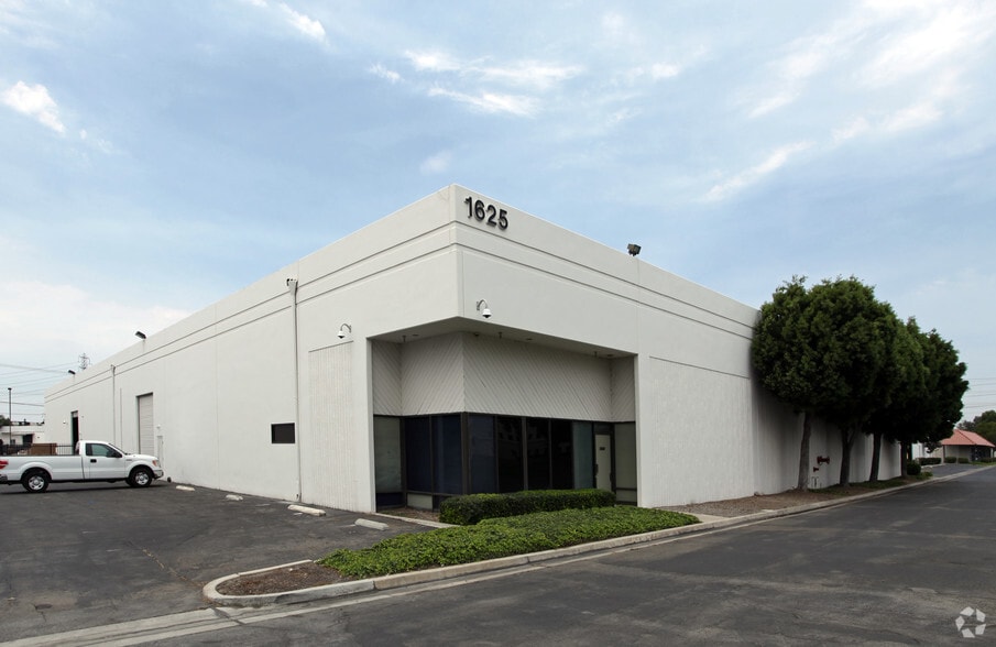 Primary Photo Of 1623-1625 S Sunkist St, Anaheim Warehouse For Lease