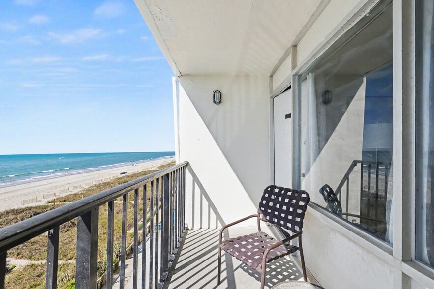 More Photos Of 1415 S Ocean Blvd, North Myrtle Beach Hotel For Sale