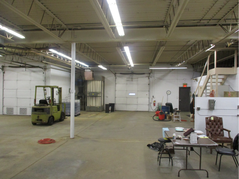 More Photos Of 3745 Dykstra Dr NW, Grand Rapids Manufacturing For Sale