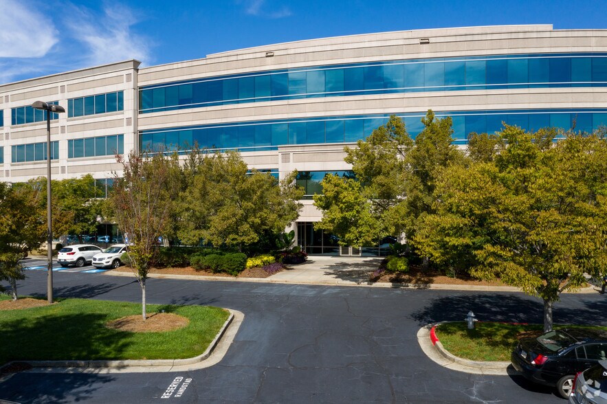 More Photos Of 925 North Point Pky, Alpharetta Coworking Space