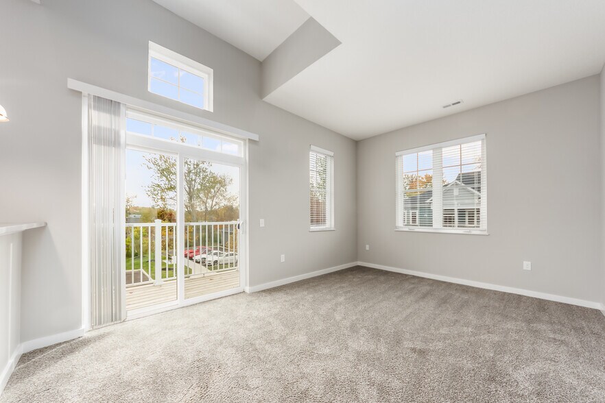 More Photos Of 67 Woodsedge Dr, Powell Apartments For Sale
