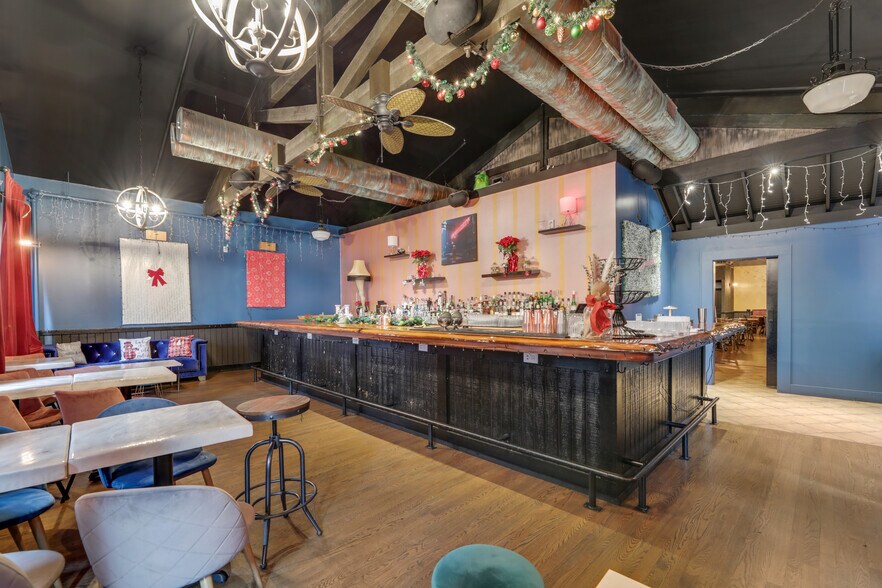 More Photos Of 285 Glenwood Ave, Bloomfield Restaurant For Sale