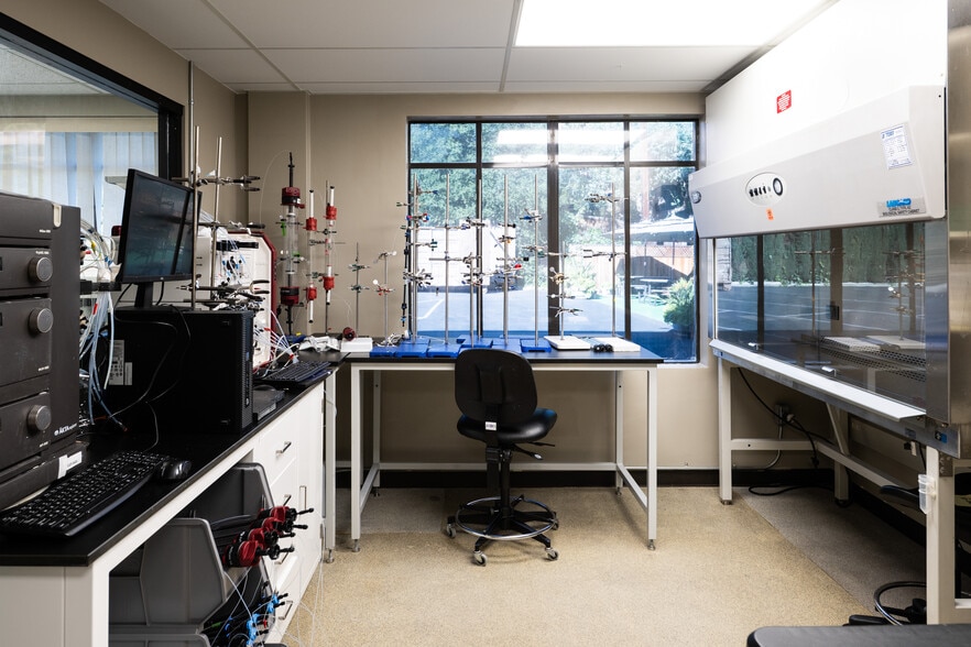 More Photos Of 475 Huntington Dr, San Marino Office For Sale