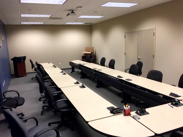 More Photos Of 8610 Air Park West Dr, Charlotte Warehouse For Lease