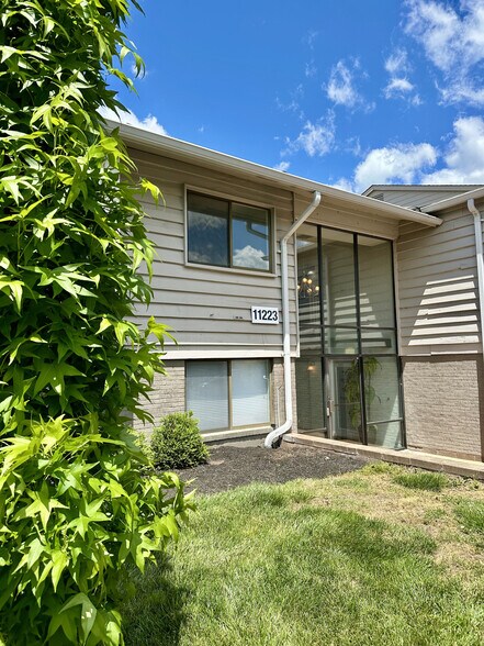 More Photos Of , Cincinnati Office For Sale