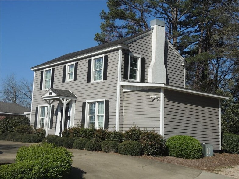 Primary Photo Of 410 2nd Ave, Opelika Office For Lease