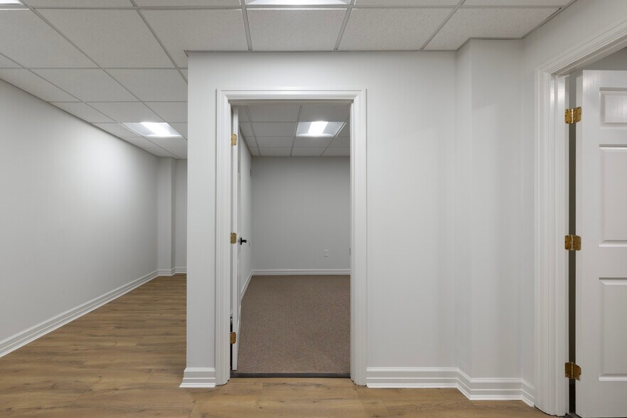 More Photos Of 814 Madison Ave, Covington Office Residential For Lease