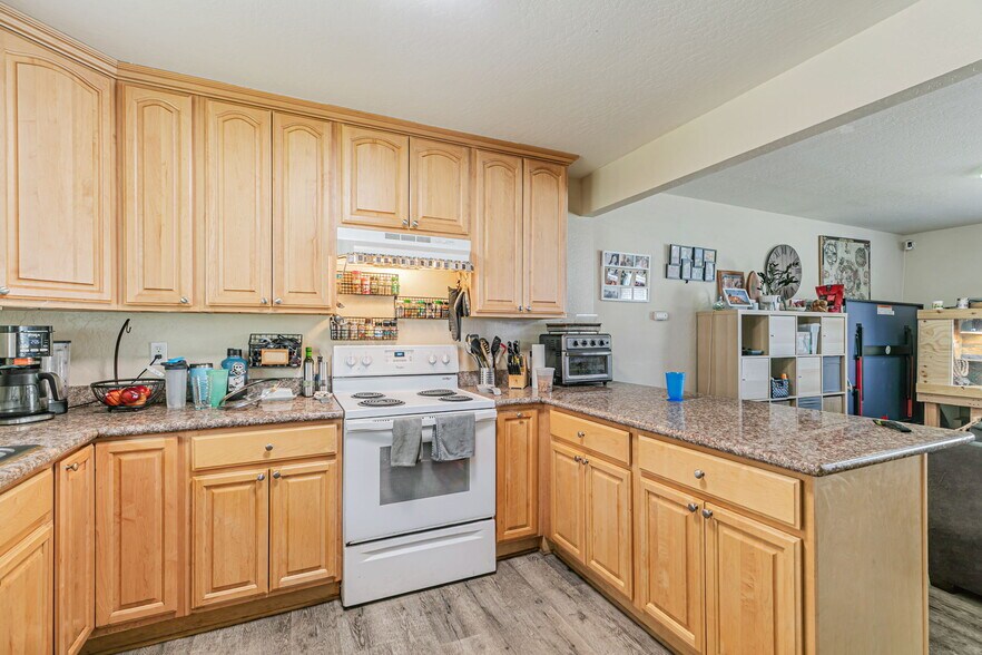 More Photos Of 3588 Agate Dr, Santa Clara Apartments For Sale