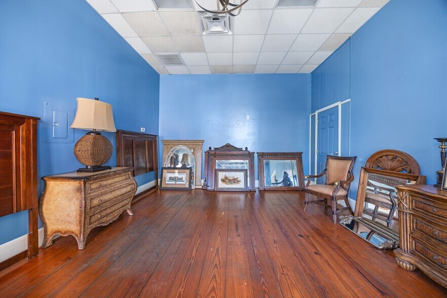 More Photos Of 219 E Screven St, Quitman Storefront Retail Office For Sale
