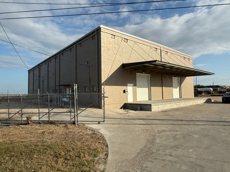 Primary Photo Of 5701 Old Brownsville, Corpus Christi Industrial For Lease