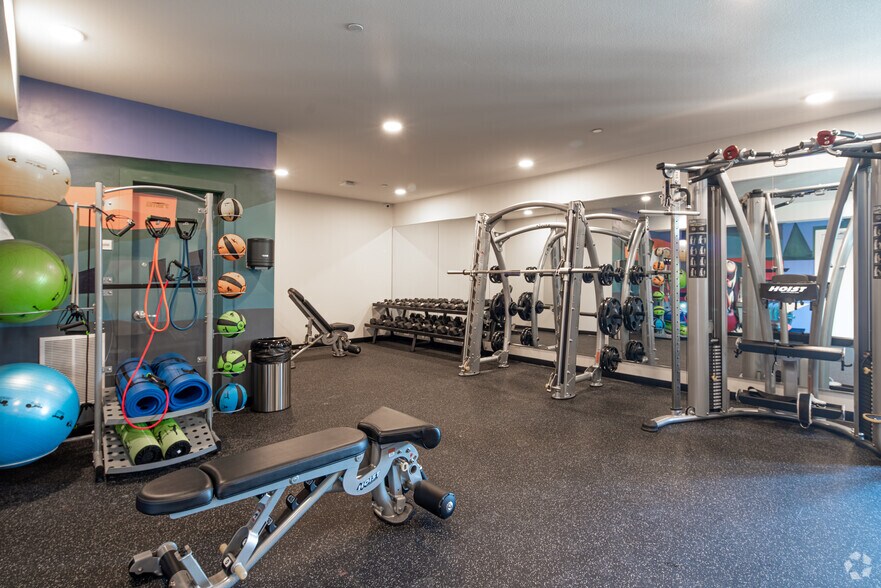 More Photos Of 1725 Nicollet Ave, Minneapolis Apartments For Lease