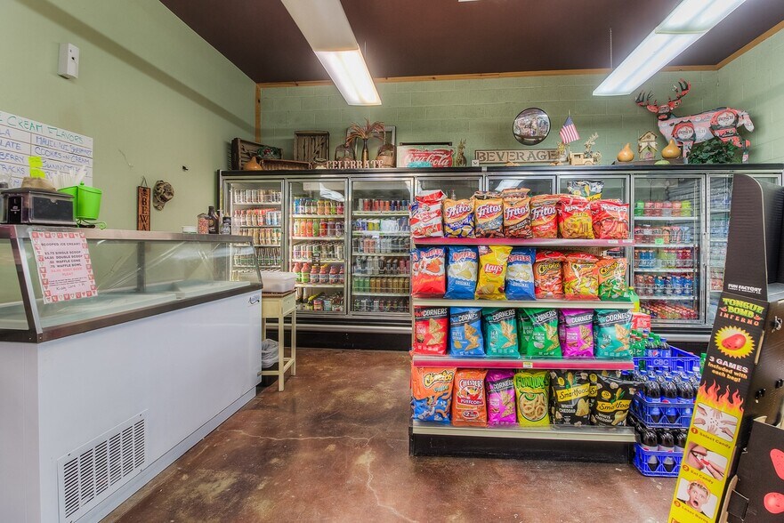 More Photos Of 8590 WA-410, Naches Convenience Store For Sale